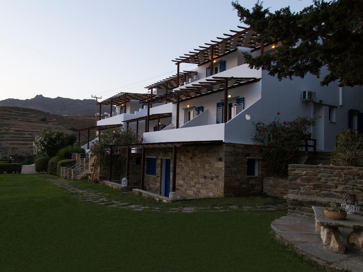 Meltemi Tinos Aparthotel Agios Romanos ภายนอก รูปภาพ